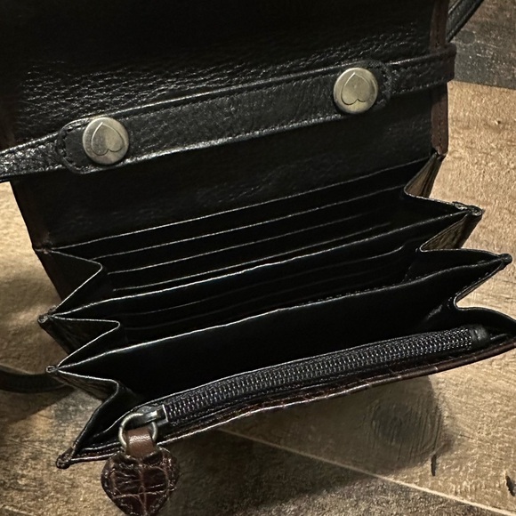 Brighton Crossbody Wallet Bag - Picture 3 of 8